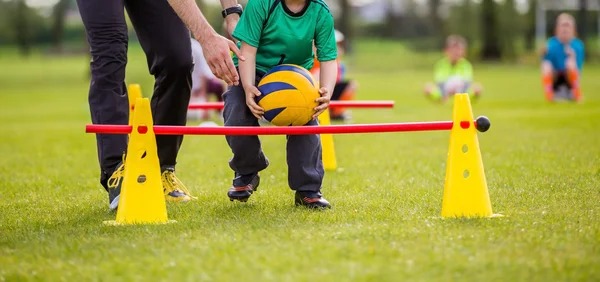 阿斯：穆帅想签下弗拉霍维奇，费内巴切愿报价2500-3000万欧