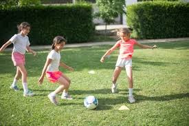 英超 ｜曼聯老闆受訪 爆料「聖誕節前會破產」 今夏冇重大收購 奧脫福不再主場